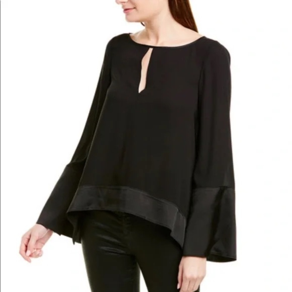 ❤️NWT Cinq A Sept Maia Flare-Sleeve Keyhole Blouse